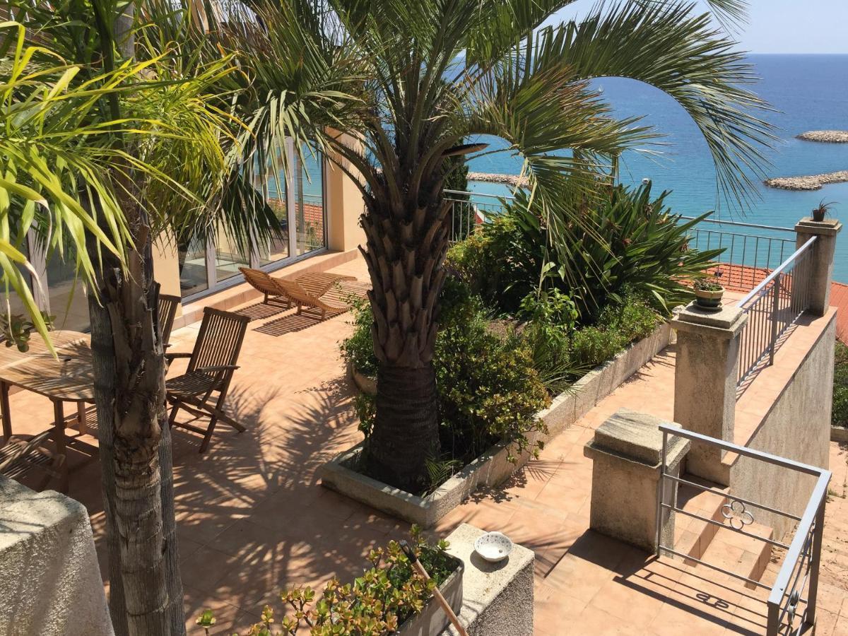Villa L'Ensoleillee Vue Panoramique Mer, 250 M De La Plage Et Du Centre Ville マントン エクステリア 写真