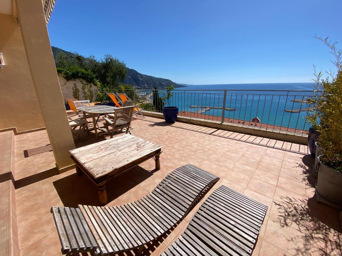 Villa L'Ensoleillee Vue Panoramique Mer, 250 M De La Plage Et Du Centre Ville マントン エクステリア 写真